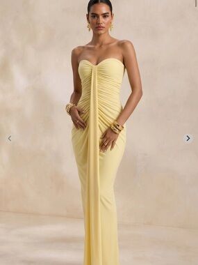 CLUB LONDON Strapless Ruched Column Dress in Pale Yellow